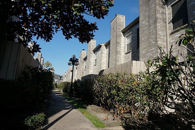 Building Photo - 3166 Holly Hall St