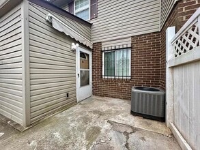 Building Photo - 2927 Bridgewalk St