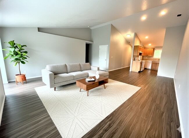 Foto del edificio - Beautiful 4BR/2BA Single-Level Home in Heart of McMinnville