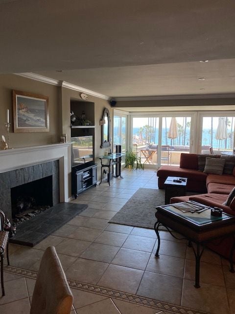 Building Photo - 501 Avenida Del Mar