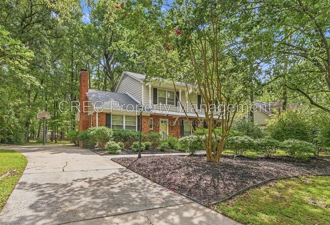 Building Photo - 321 Shaftesbury Ln