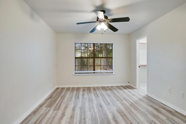 Foto del edificio - 3407 Blumie St
