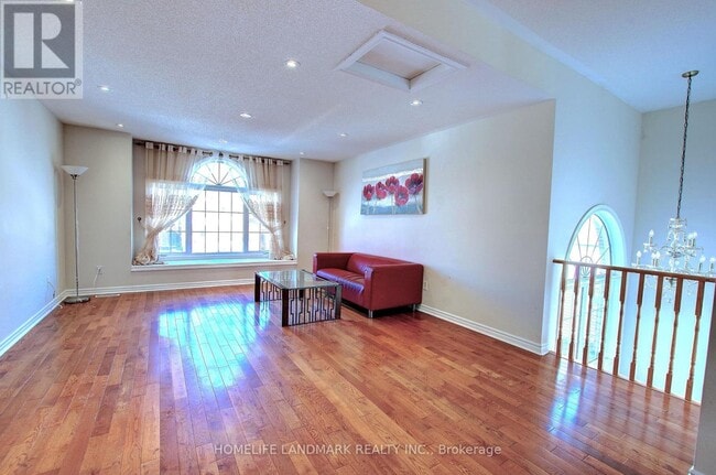 Photo du bâtiment - 10 Whistler Ct