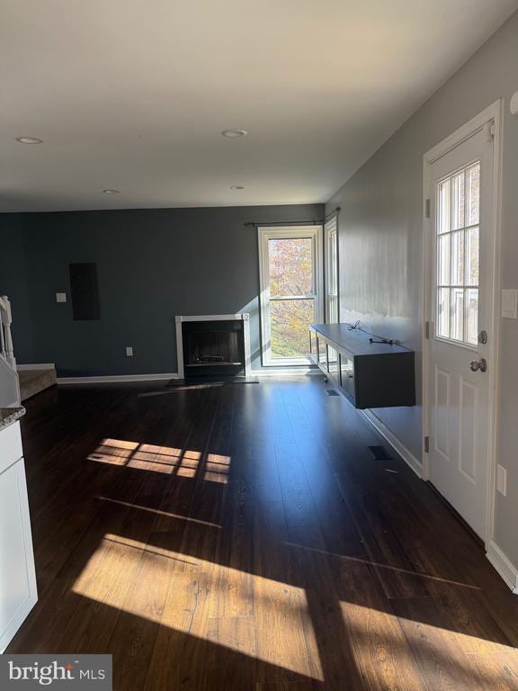 Foto del edificio - 10021 Windridge Dr