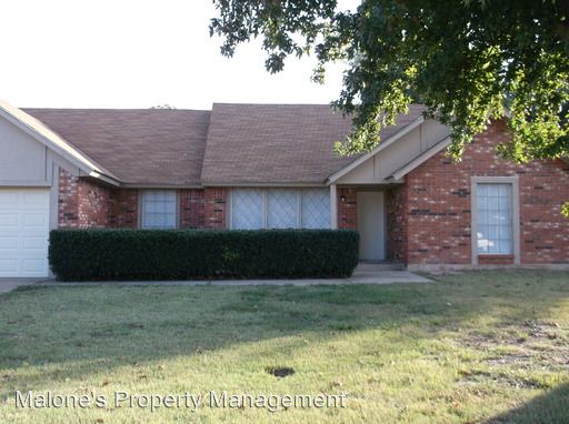 Building Photo - 3108 N Meadowood Dr