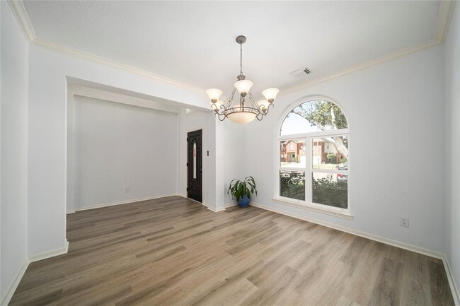 Foto del edificio - 2111 Scenic Hollow Ct