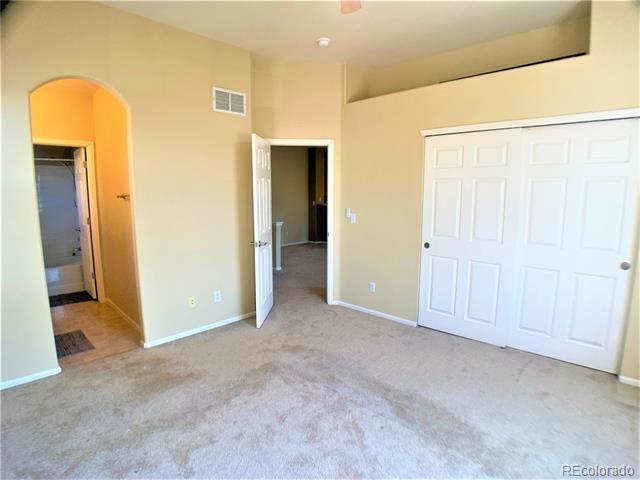 Building Photo - 220 Granby Way