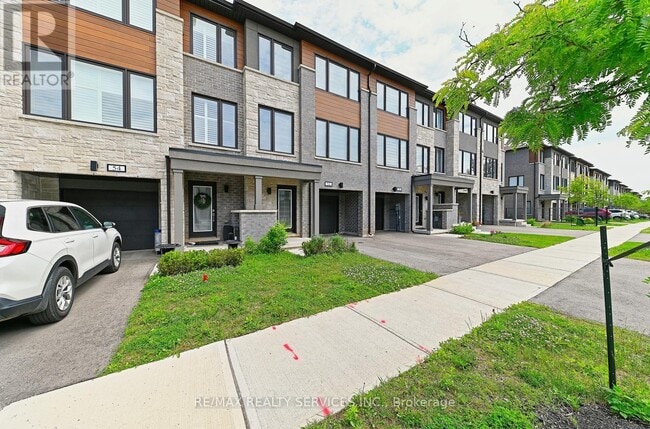 Building Photo - 52 Humberstone Dr