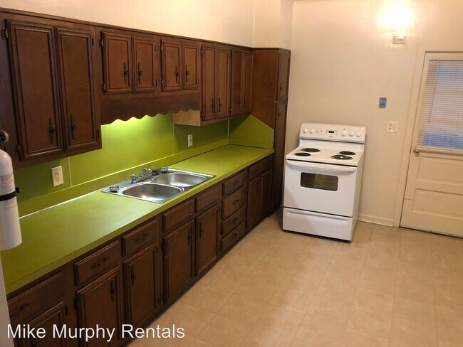 Building Photo - 3 br, 1 bath House - 743 S Front Street