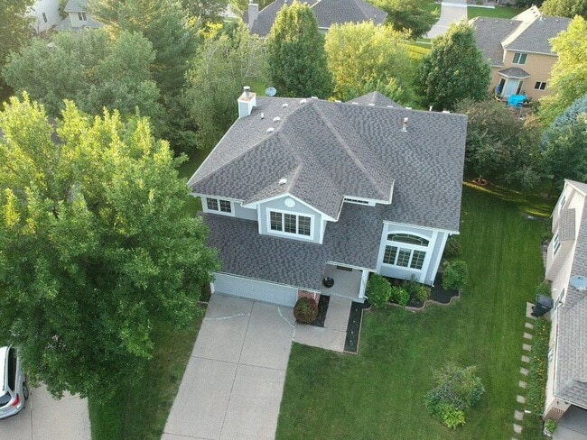 Building Photo - 12383 Wellington Ridge Dr
