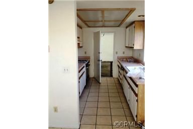 Foto del edificio - 16346 Eucalyptus Ave