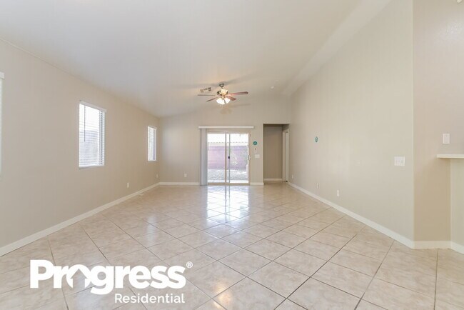 Foto del edificio - 5537 Harbor Pointe Ave