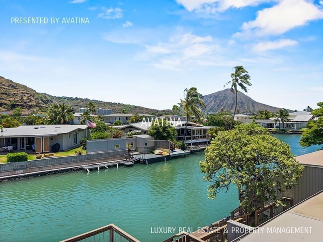 Building Photo - 6370 Hawaii Kai Dr