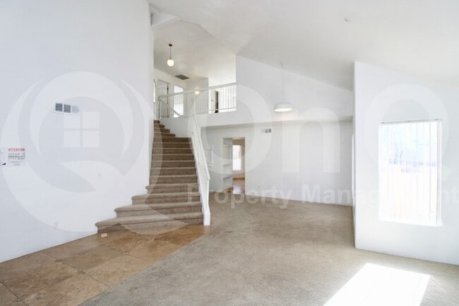 Foto del edificio - 10635 N 129th St