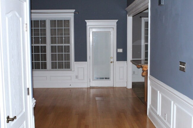 Building Photo - West Augusta Home with Separate Mother - In - Law Suite