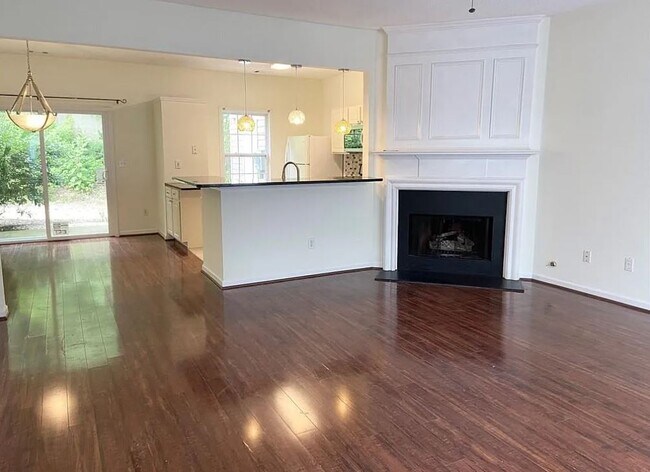 Foto del edificio - 9155 Nesbit Ferry Rd