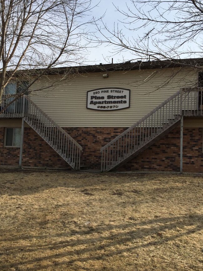 Building Photo - 280 Pine St