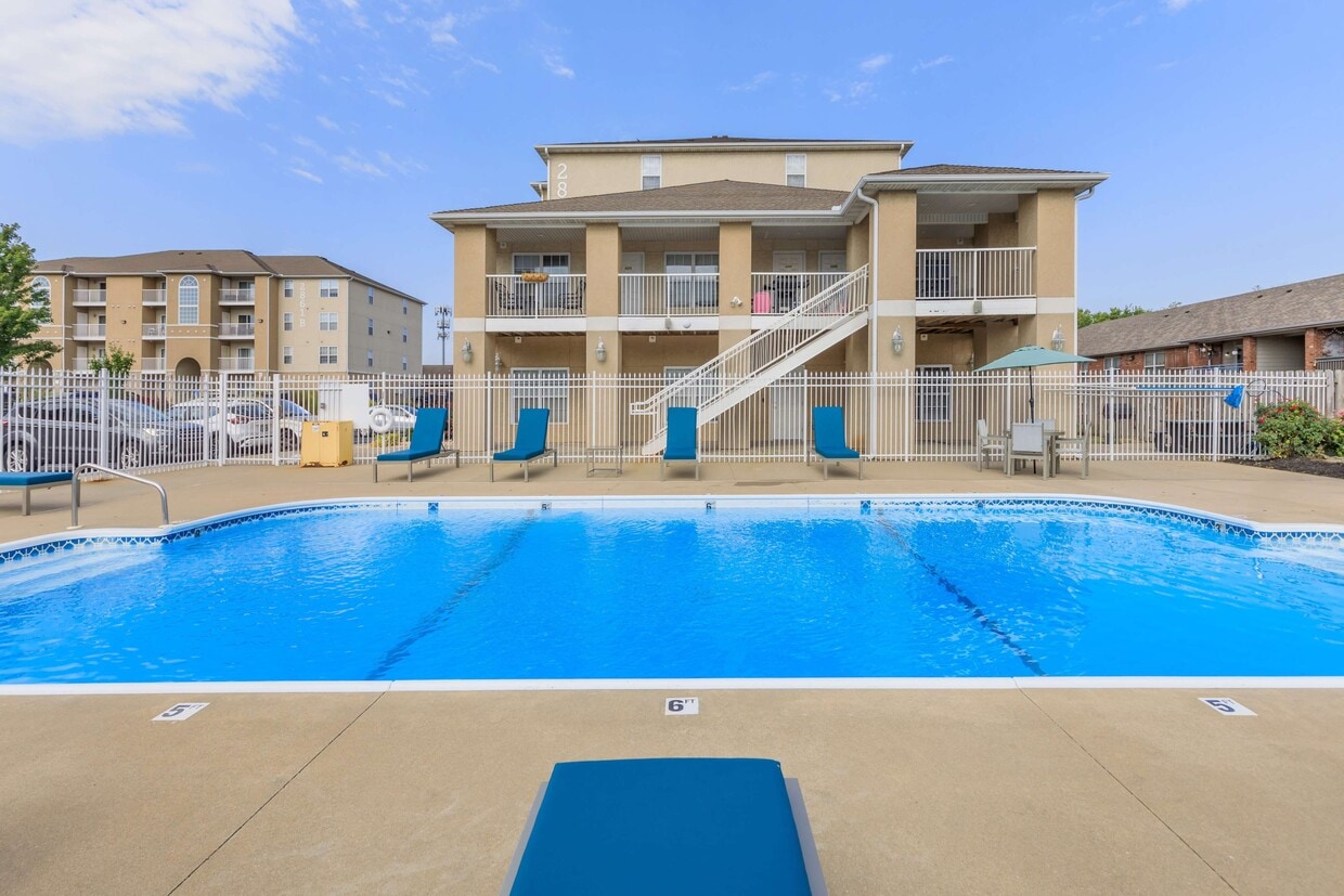 Primary Photo - Sandstone Heights Apartments