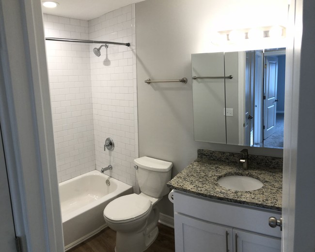 Foto del edificio - 508 N Cass