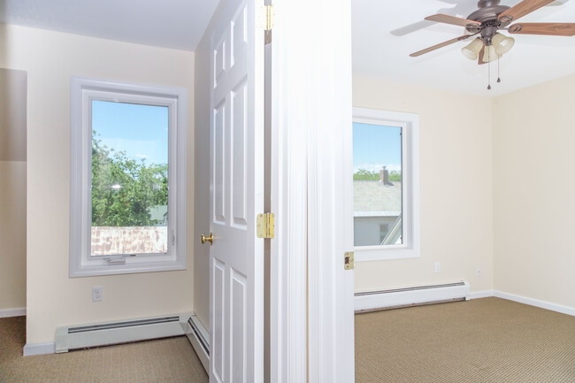 Building Photo - 37 Decatur St