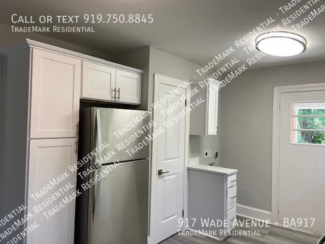 Building Photo - 917 Wade Ave