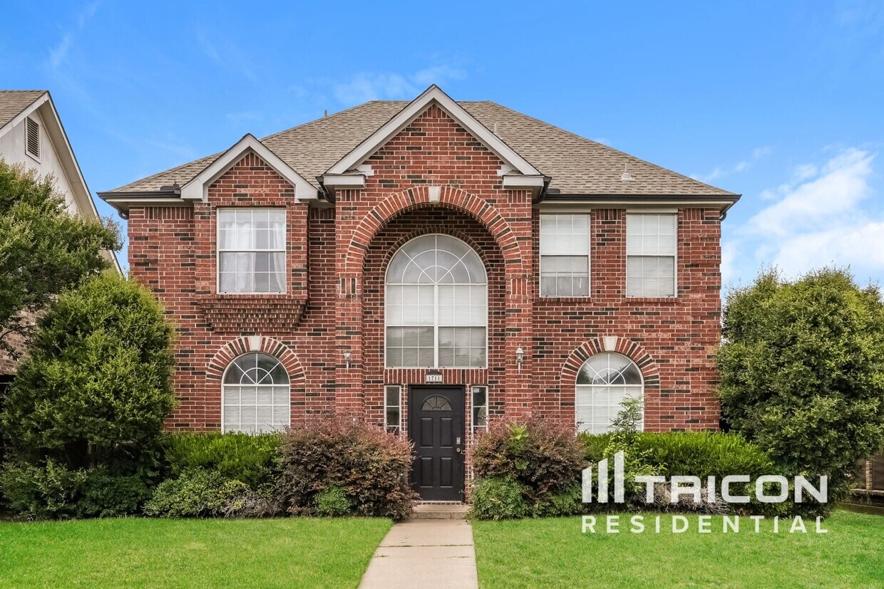 Foto principal - 1711 Live Oak Ln