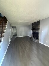 Building Photo - 149 Angela Dr
