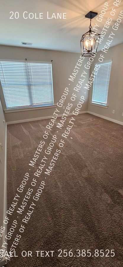 Building Photo - 4 Bedroom in Spring Creek!