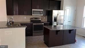 Building Photo - 4 br, 3 bath Townhome - 3633 Urbana Pike