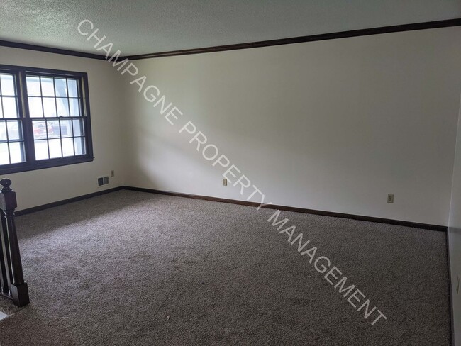 Foto del edificio - 11704-11706 E. 60th Street