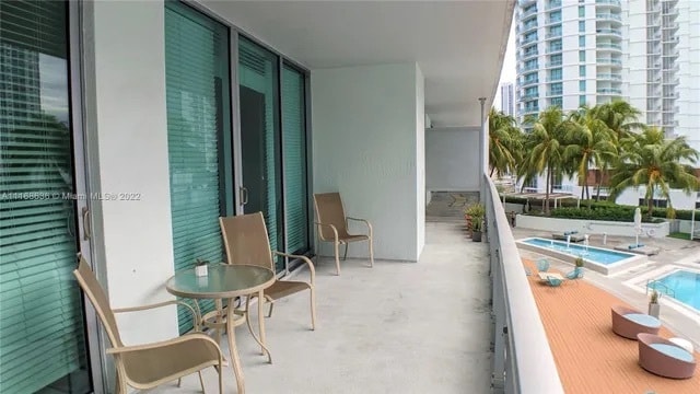 Foto del edificio - 90 SW 3rd St