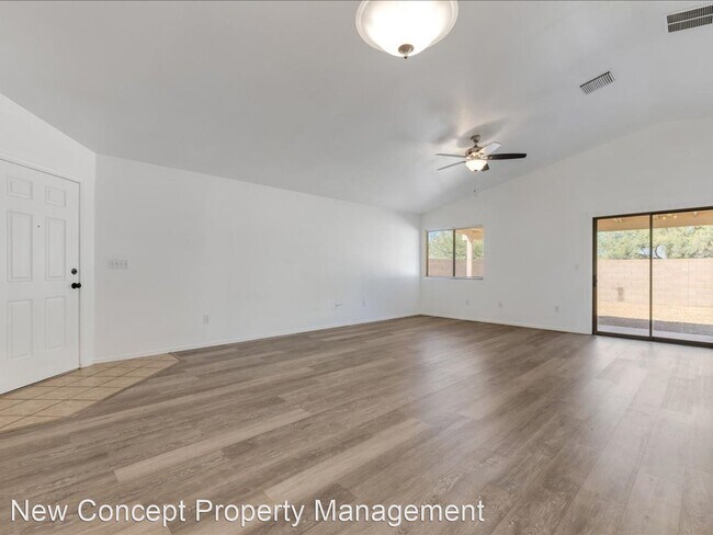 Building Photo - 3 br, 2 bath House - 5241 N Crowley Lane