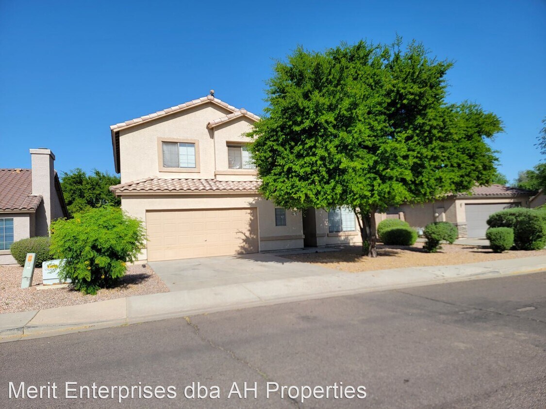4 br, 2.5 bath House 9636 N 93RD DR House Rental in Peoria, AZ