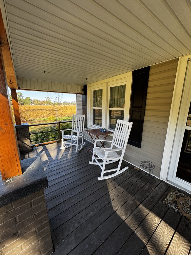 Foto del edificio - 2728 W Barr Rd