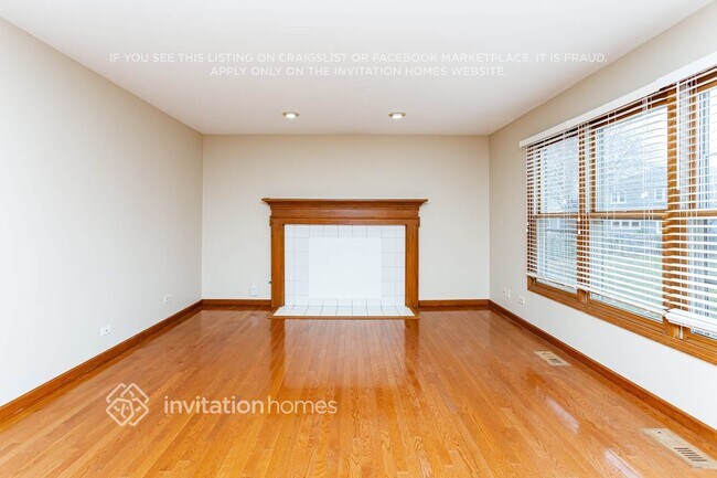 Building Photo - 1870 Ridgemont Ct