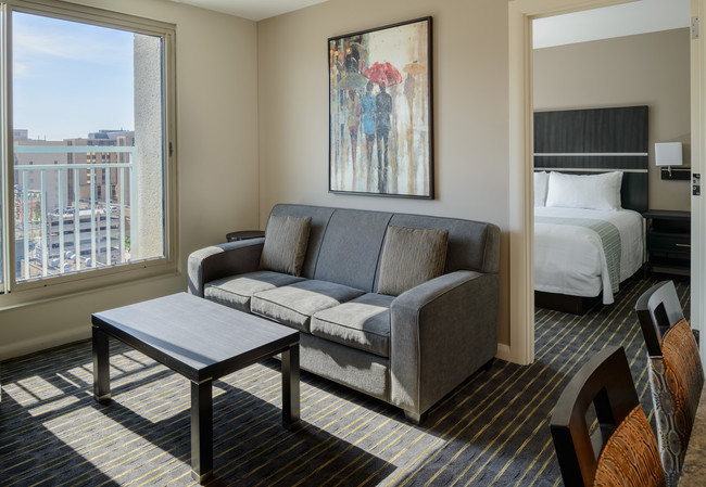 Just the right amount of space in our 1 bedrooms. - Broadway Plaza - Mayo Clinic