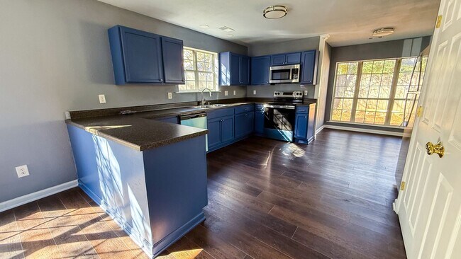 Foto del edificio - Newly Renovated 2 Bedroom, 2 Bathroom Home