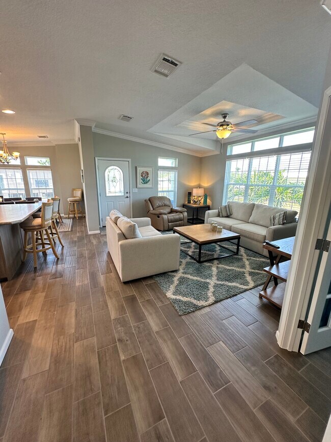 Foto del edificio - 792 Tall Oak Rd