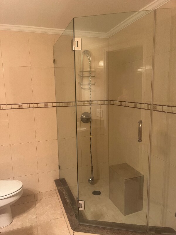 Foto del edificio - 413 Swallow Dr