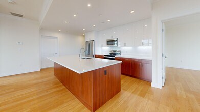 Interior Photo - The Franklin at Hancock Village