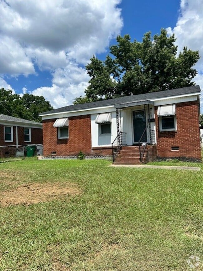 Building Photo - 2944 Coronet Way