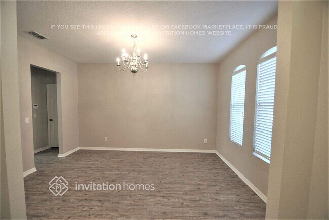 Foto del edificio - 828 Bainbridge Loop