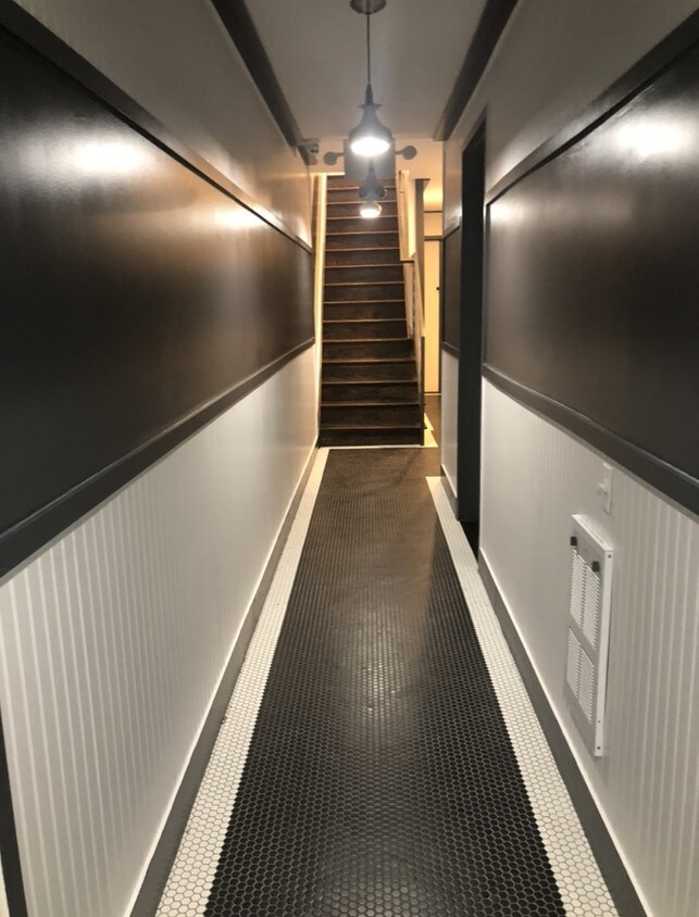 Foto principal - 1027 Belmont Ave