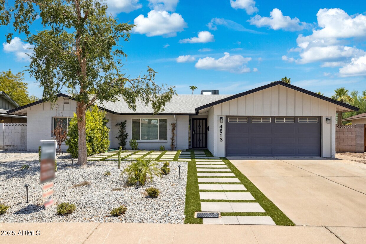 Foto principal - 4613 S Rita Ln