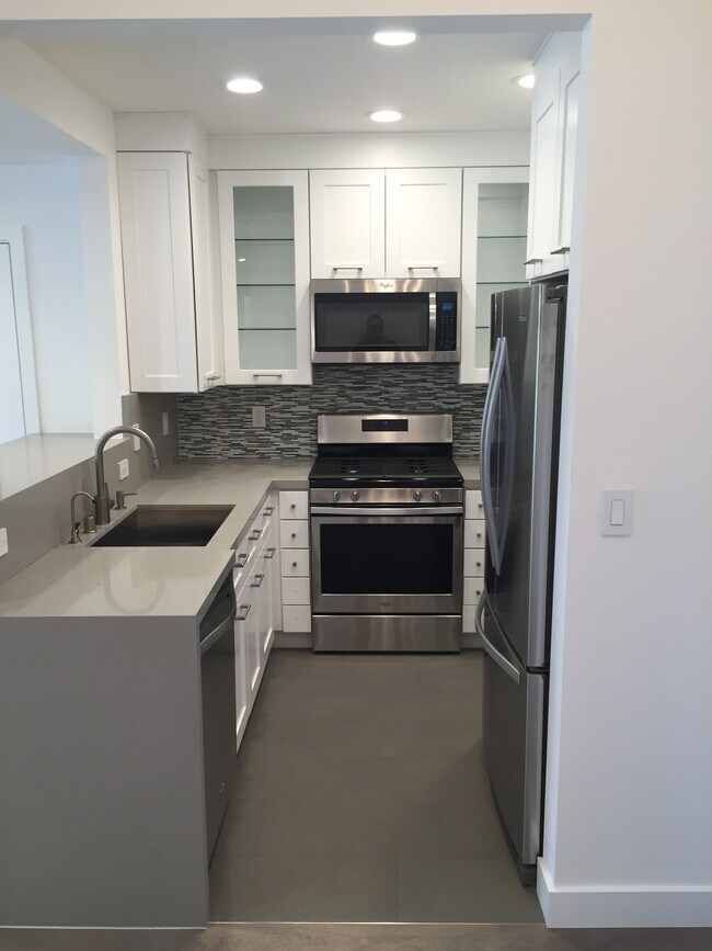 Foto del edificio - 23621 Del Monte Dr