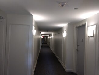 Building Photo - 5201 Carriageway Dr