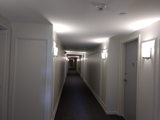 Building Photo - 5201 Carriageway Dr