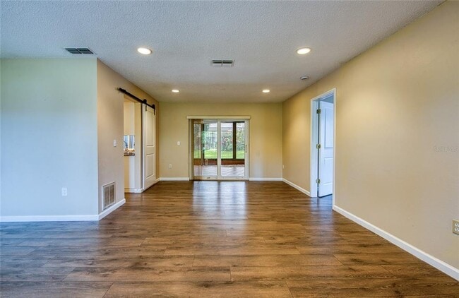 Building Photo - 2143 Salisbury Ct