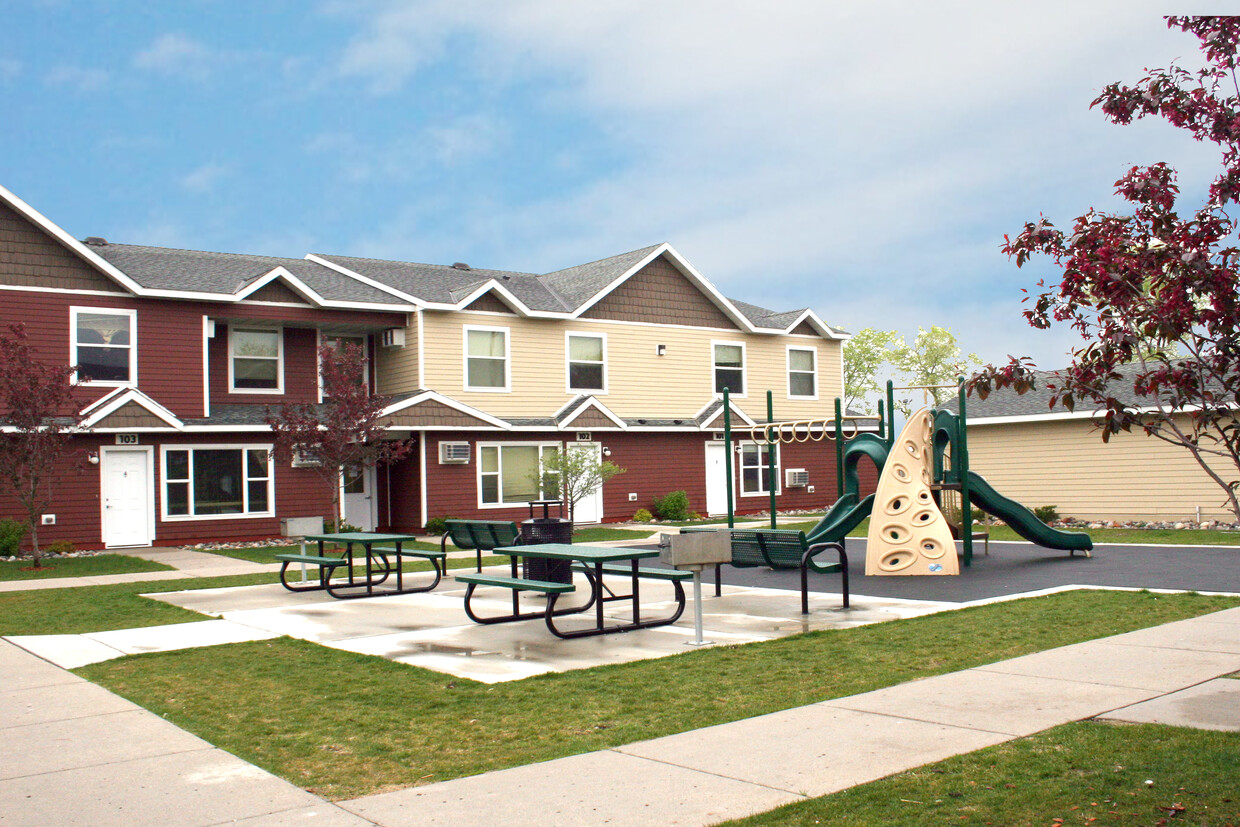 Building Photo - Granite City Townhomes