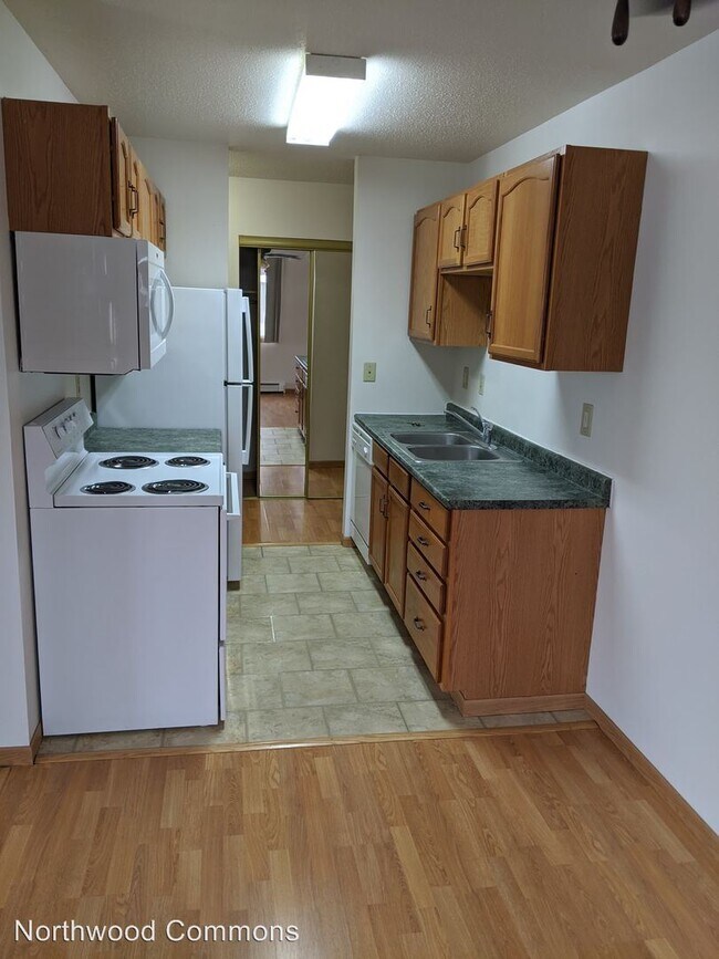 Foto del edificio - 1350 N Broadway Dr